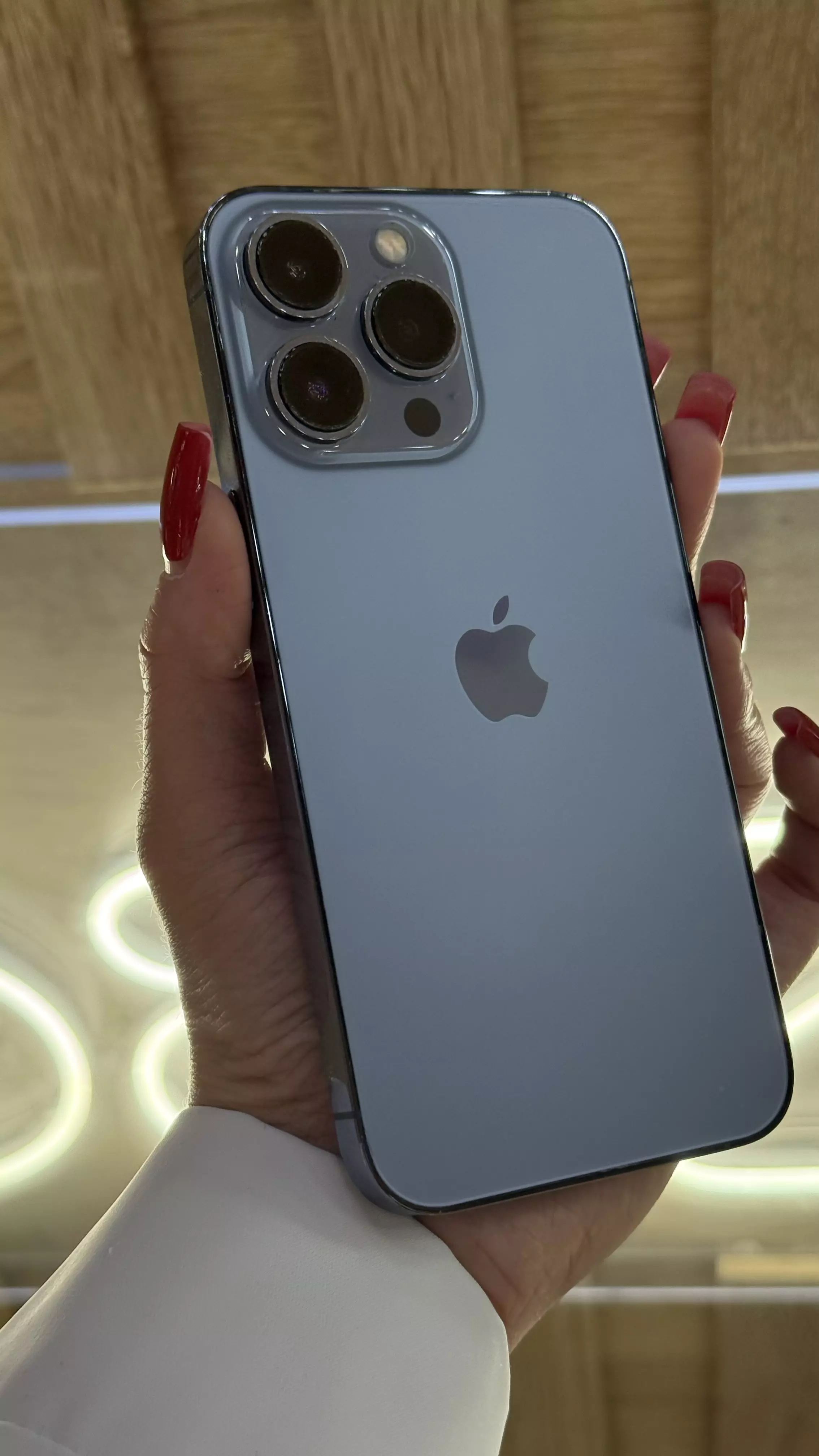 Б/У Apple iPhone 13 Pro 1024gb голубой
